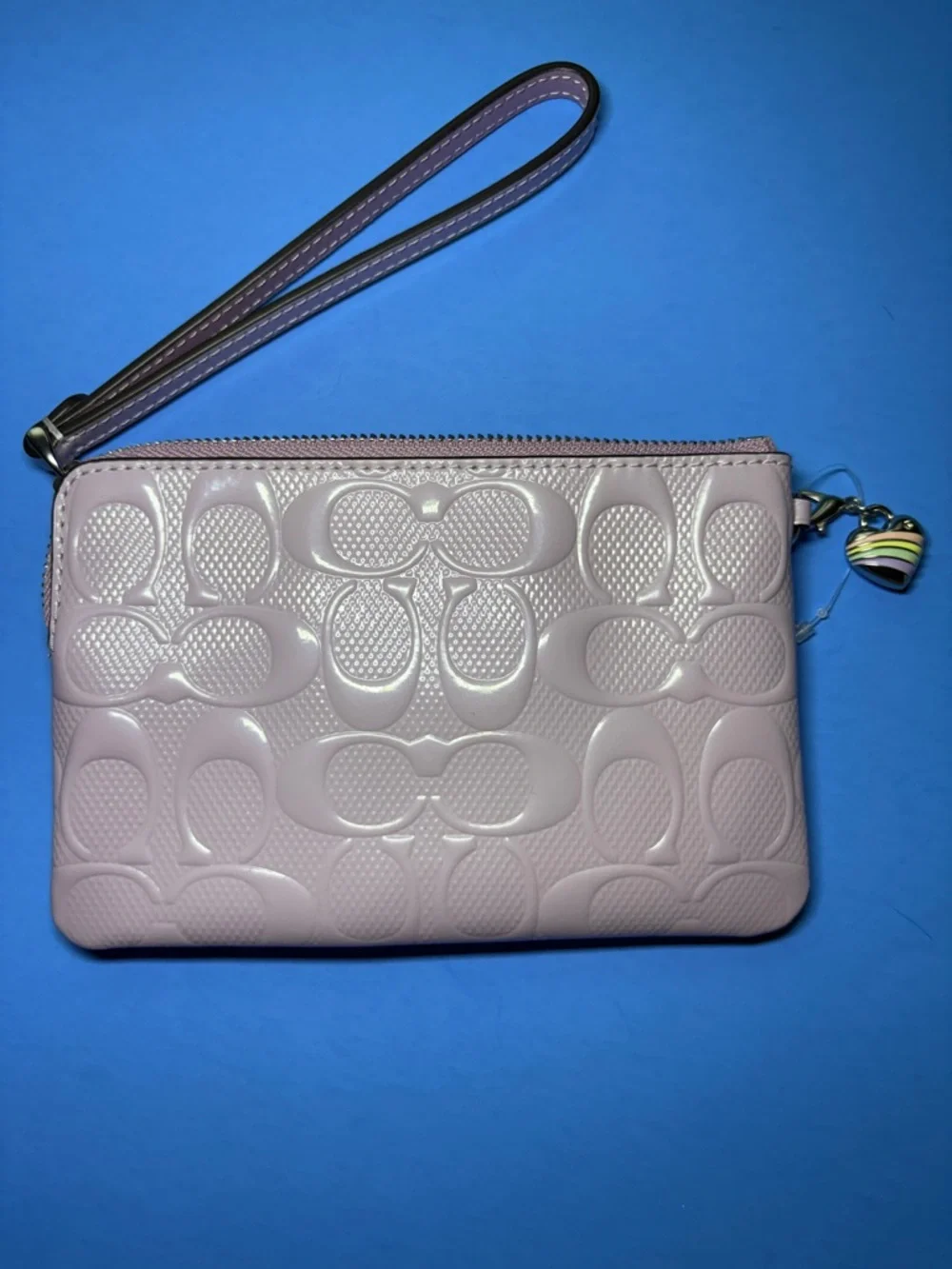 NWT COACH Light Violet Patent Signature Wristlet with Logo Plaque - Picture 4 of 7